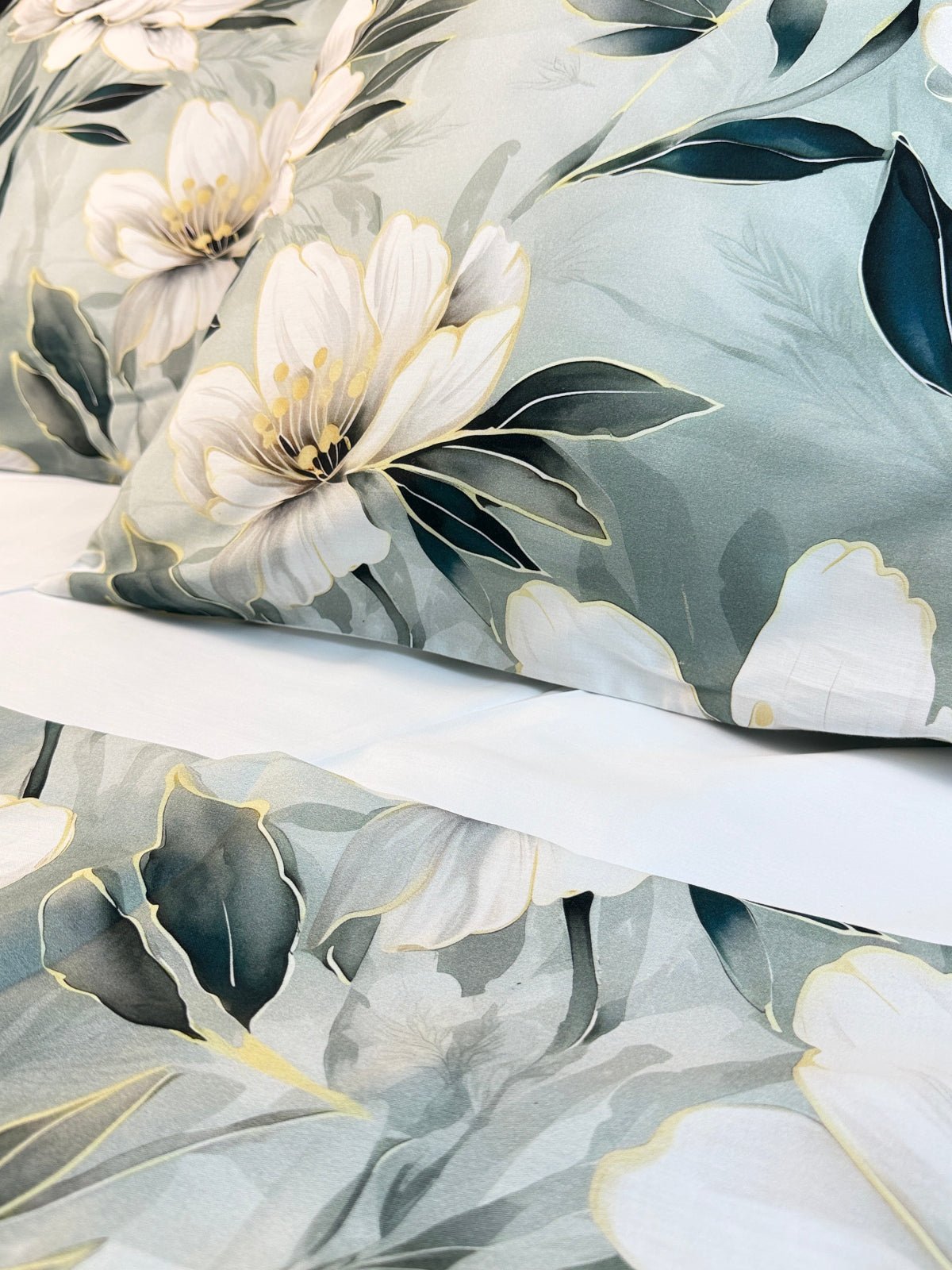 White lily botanical print on organic cotton sateen pillowcase – soft, elegant bedroom decor