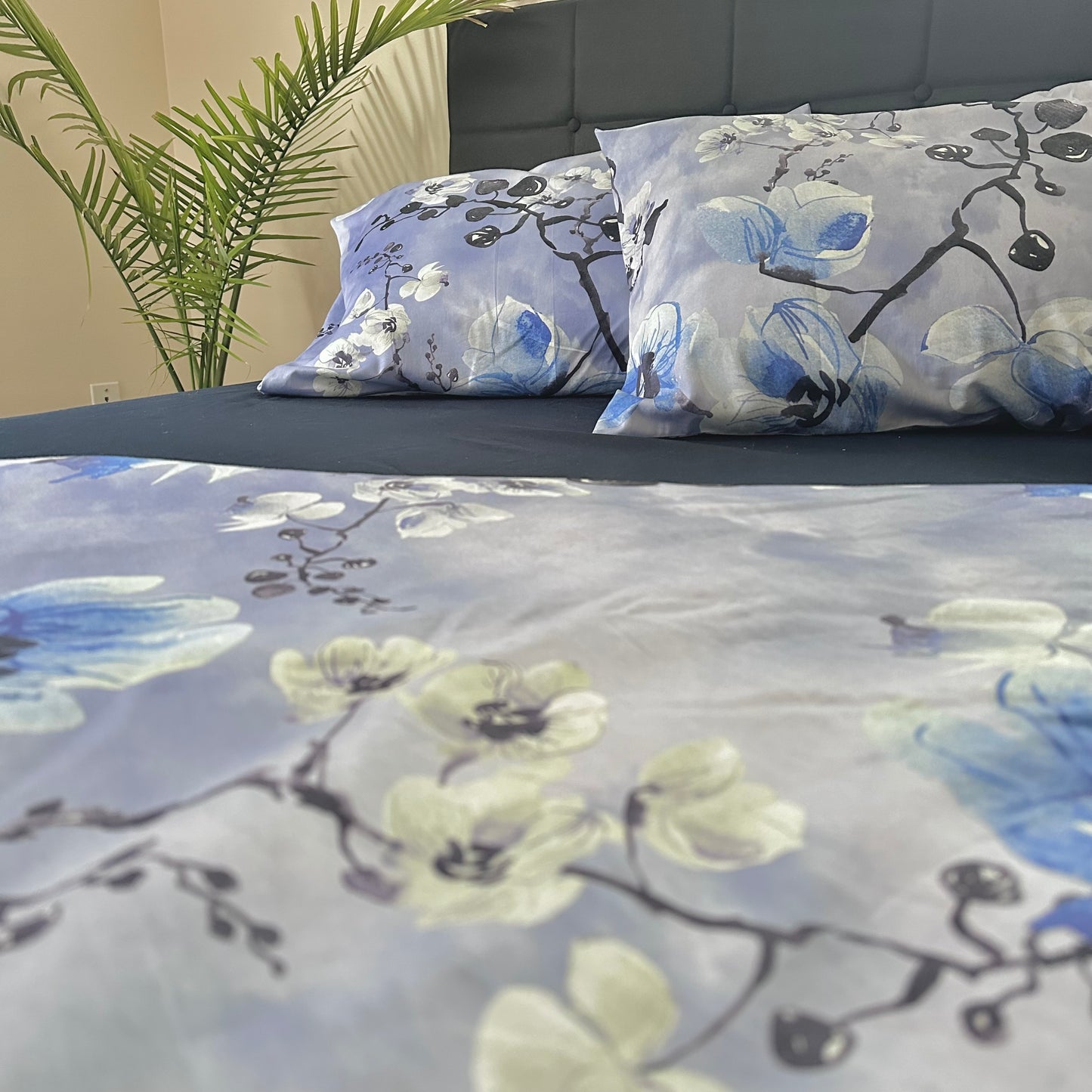 Hypoallergenic sateen floral bed linen – breathable and skin-friendly