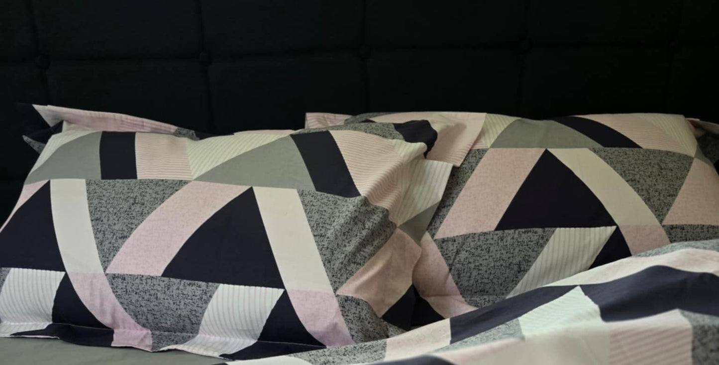 Stylish cotton bedding set tailored to custom sizes