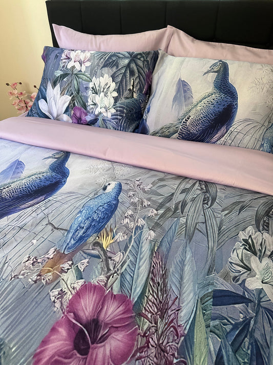 Elegant floral bedding set with peacock print on soft cotton sateen