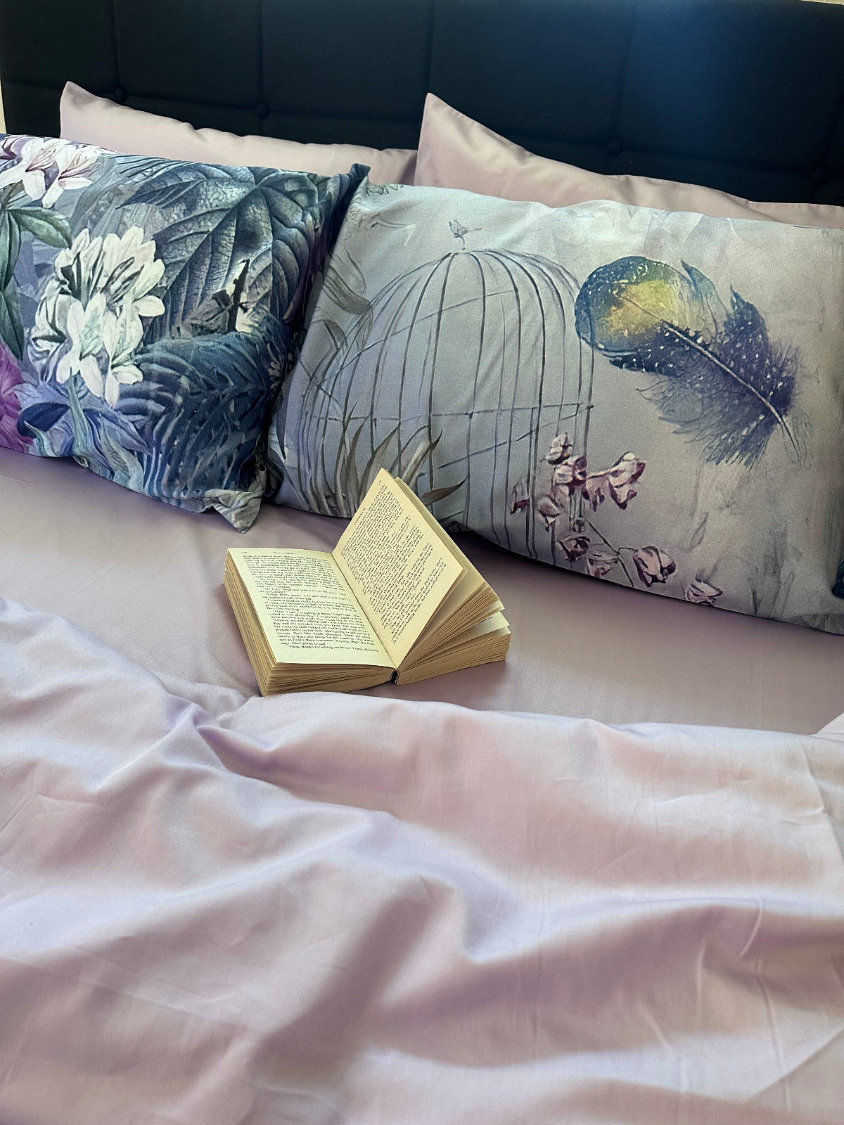 100% Turkish cotton peacocks floral sateen bedding set — breathable, silky and hypoallergenic.