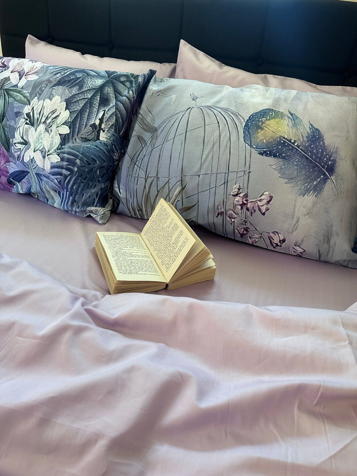 100% Turkish cotton peacocks floral sateen bedding set — breathable, silky and hypoallergenic.