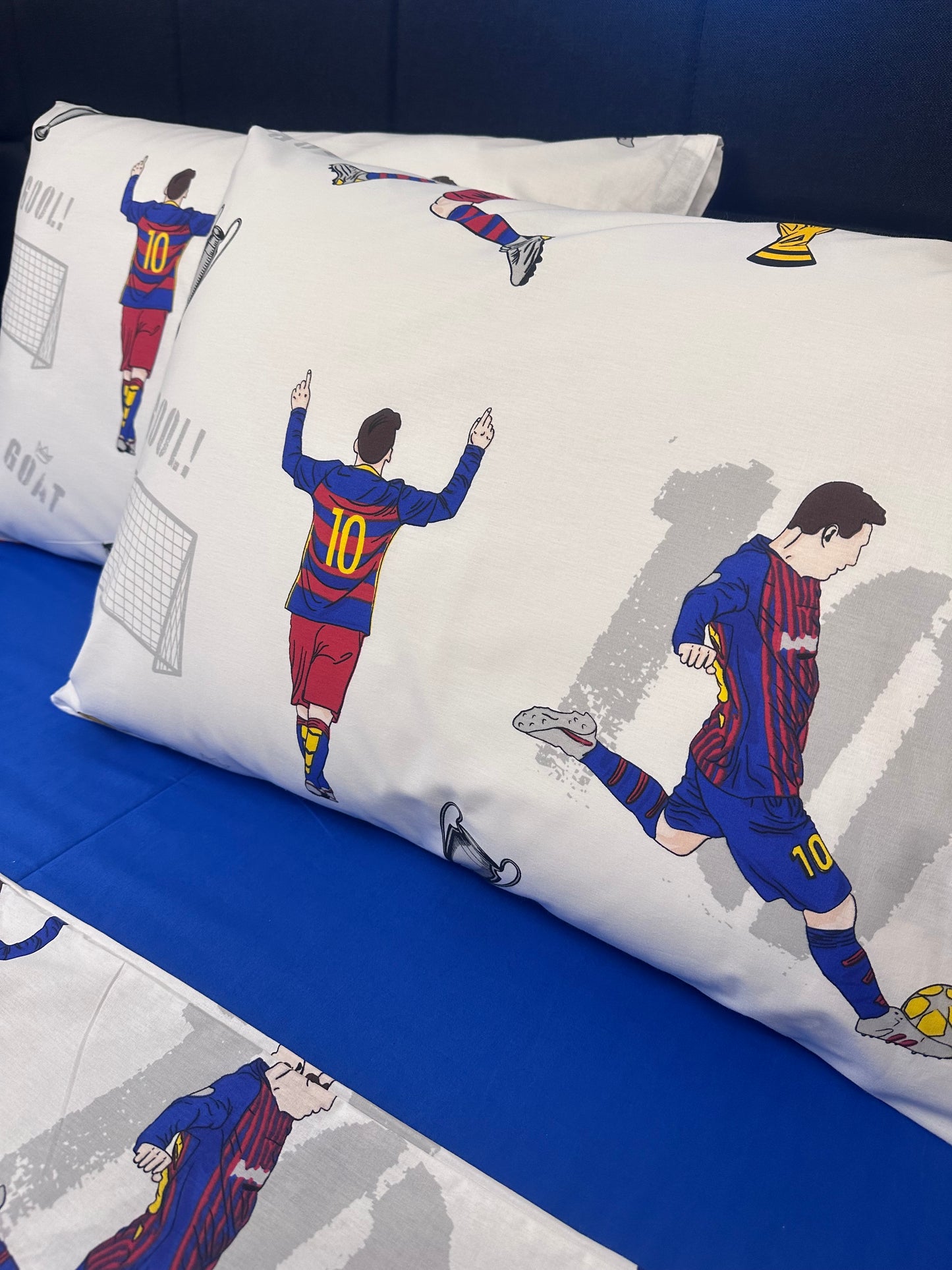 Football bedding for kids with Messi celebration poses