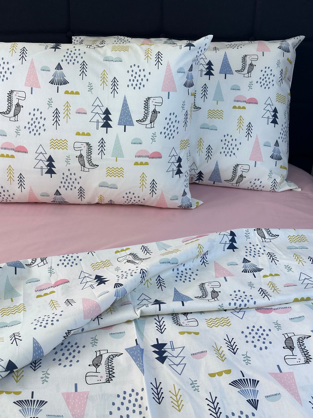 Breathable lightweight cotton bedding for children