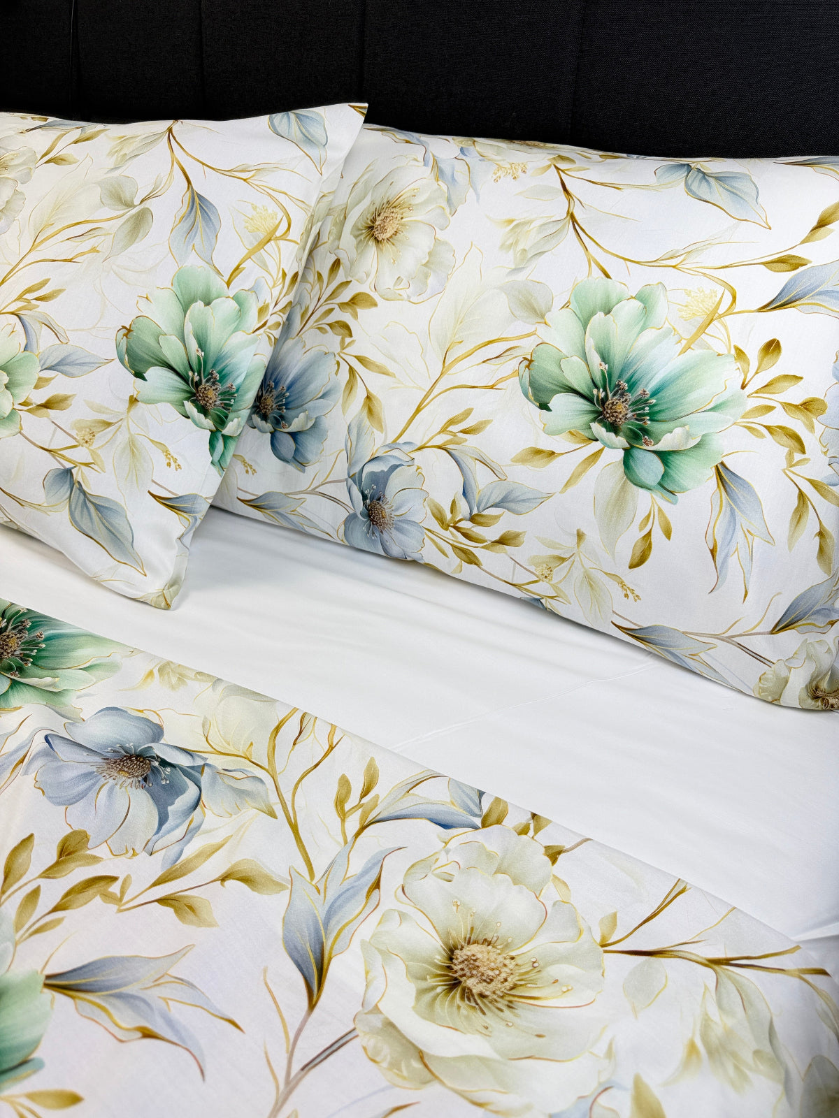 King size Hibiscus Grey pillowcase set – silky sateen cotton, hypoallergenic and OEKO-TEX® certified