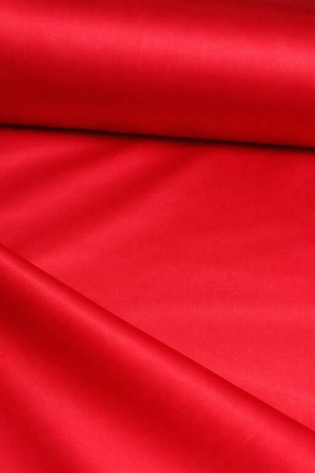 Luxury red sateen fitted sheet — soft organic cotton with elegant silky finish