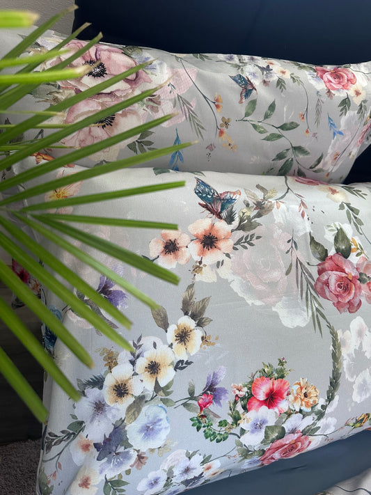 Luxurious floral sateen bedding – vibrant and long-lasting