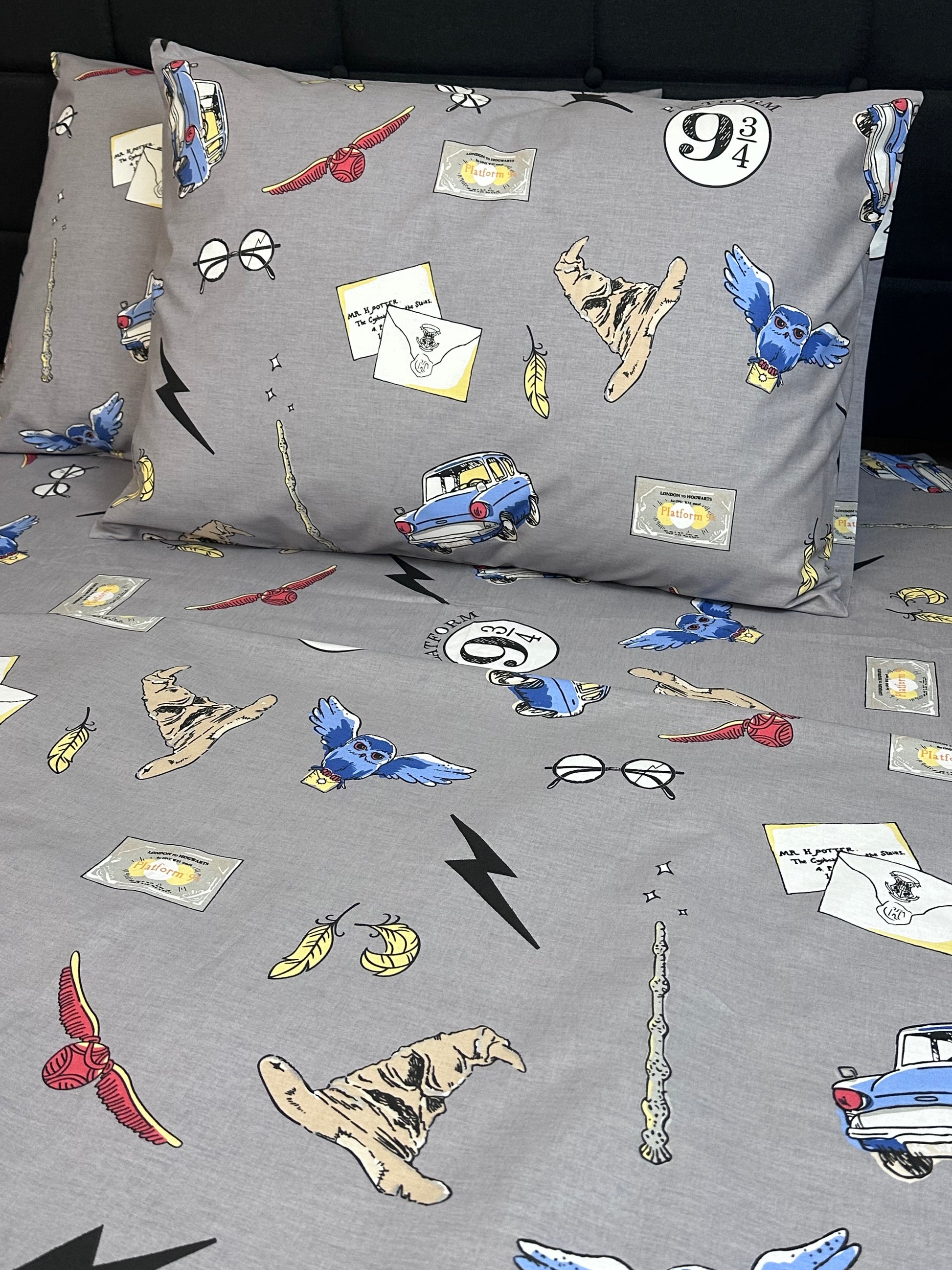 Soft cotton blend pillowcases with wizard and owl design