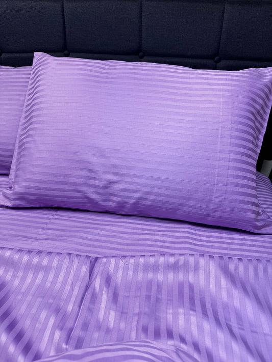 Set of two lavender stripe pillowcases – elegant bedroom decor with hypoallergenic cotton