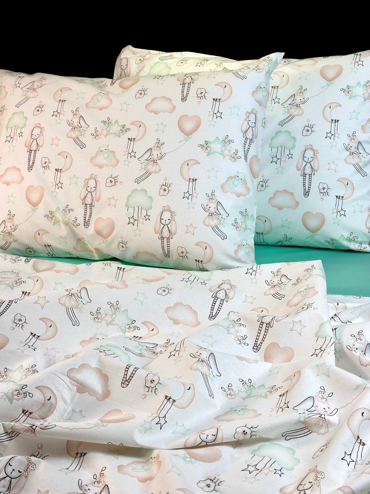 Koltex kids bedding set featuring bunnies — durable cotton sheets and pillowcases