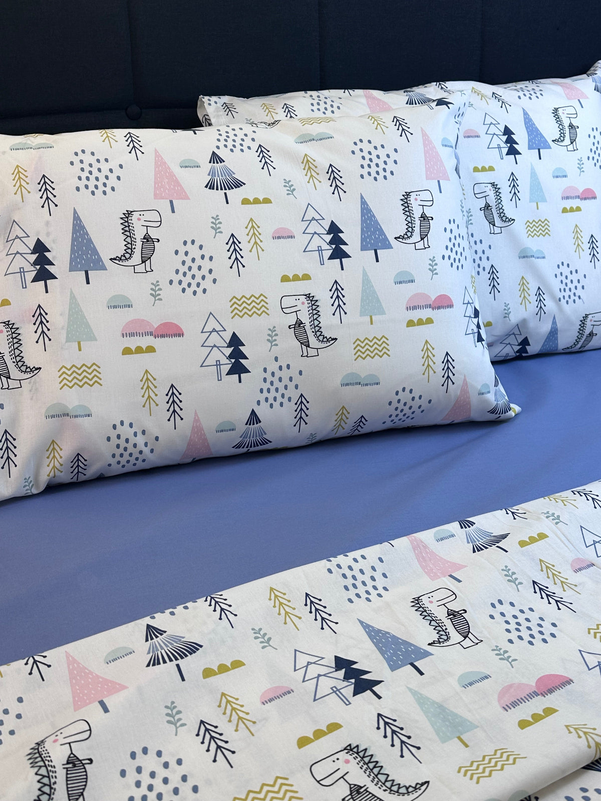 Gray Blue Scandinavian fitted sheet included in kids duvet cover bedding set, OEKO‑TEX certified