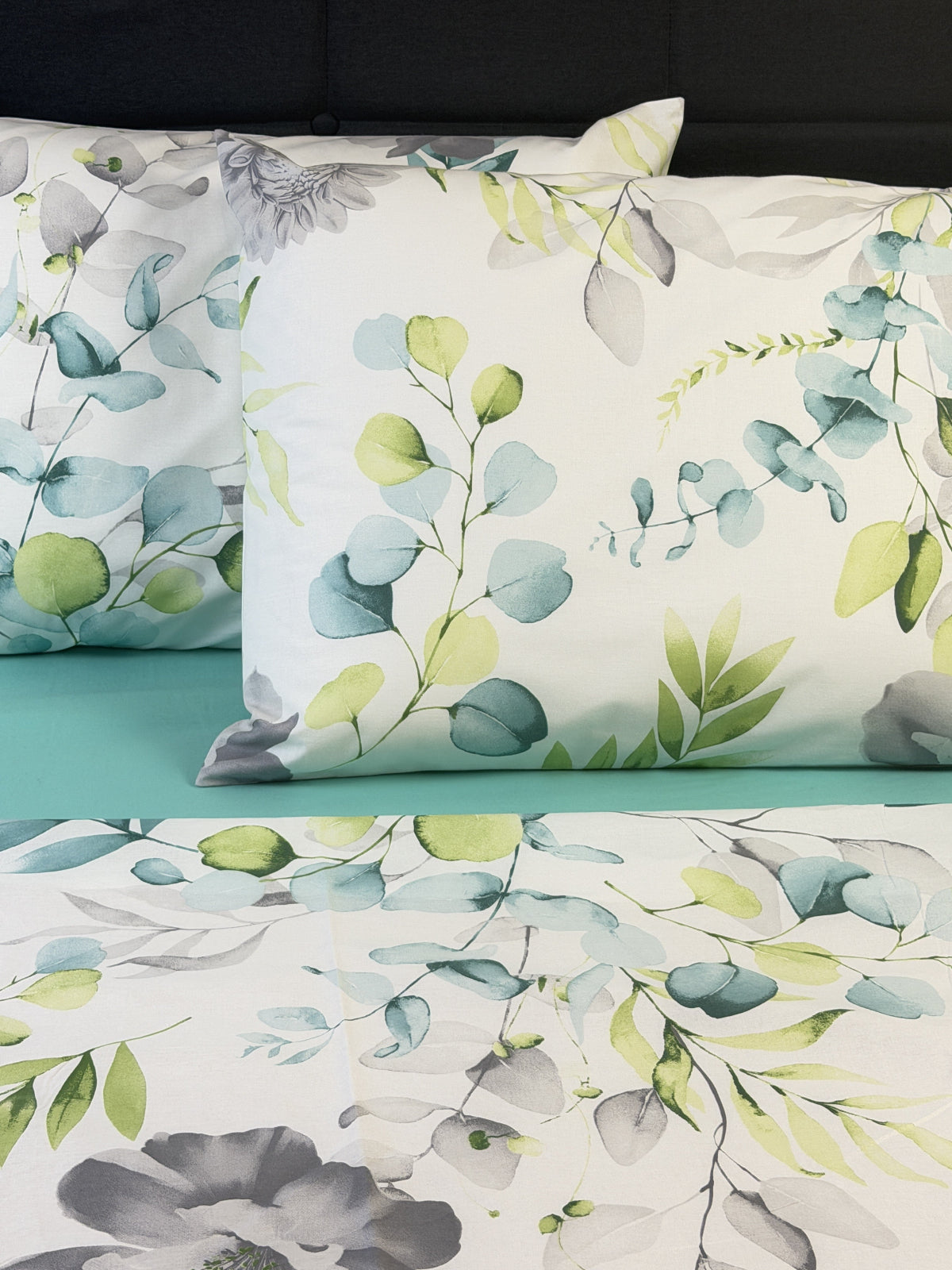 100% pure cotton duvet cover with grey chrysanthemum pattern – eco-conscious bedding